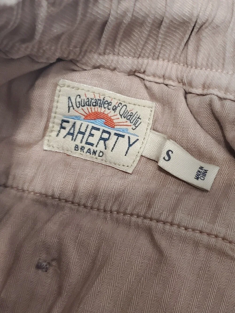Faherty Essentials Drawstring Hybrid Shorts in Dusty Rose Mens Small